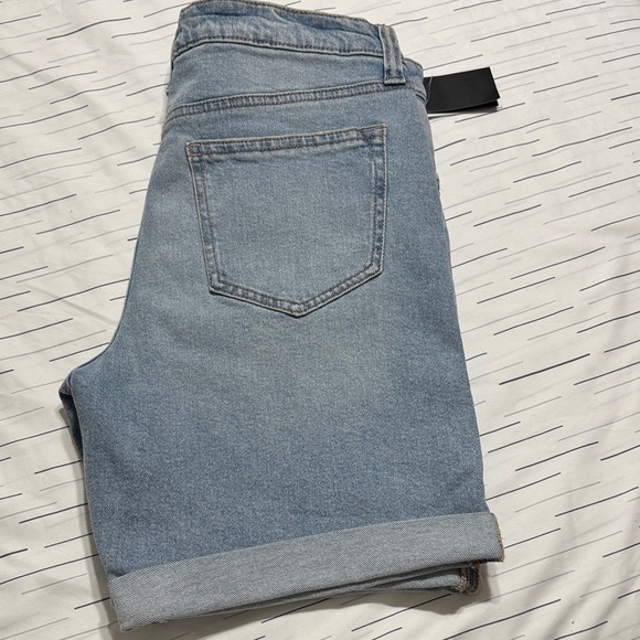 Celebrity Pink Light Wash Denim Shorts - Picture 6 of 7